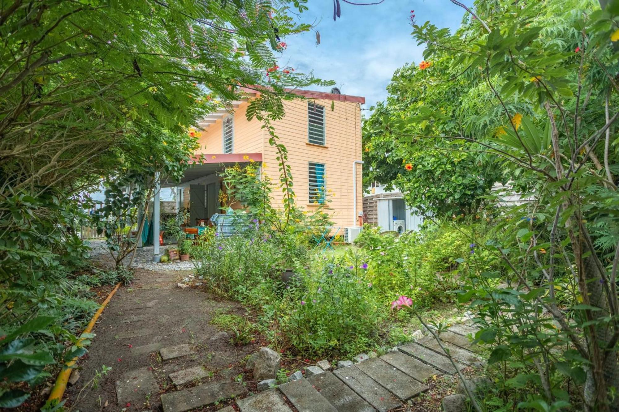 Appartement Cosy Au Carbet Avec Balcon Et Vue Sur Mer 70 M² Λε Καρμπέ Εξωτερικό φωτογραφία